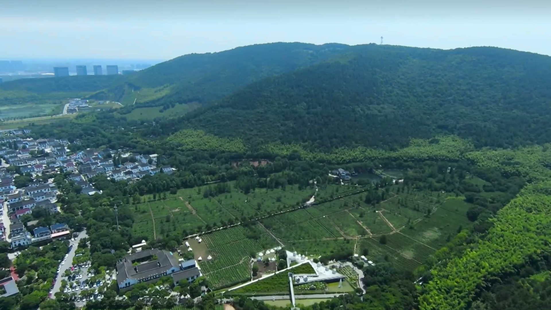 旺山及市集所在地的航拍环境